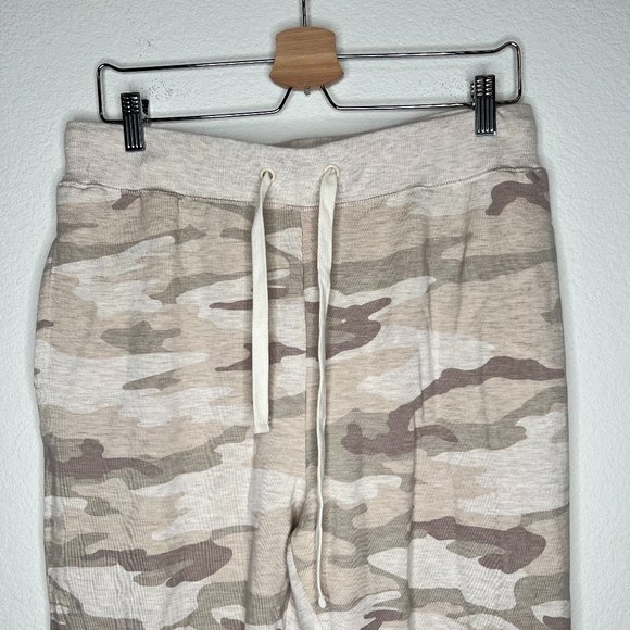 THREAD & SUPPLY Women's Camo Joggers New - Picture 2 of 5